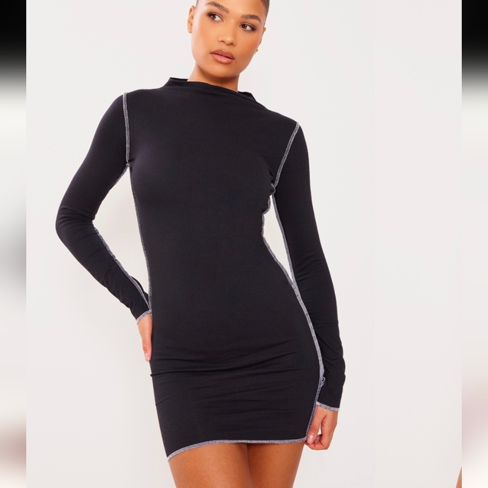 Pretty Little Thing Cotton Contrast Seam Long Sleeve Bodycon Dress Green